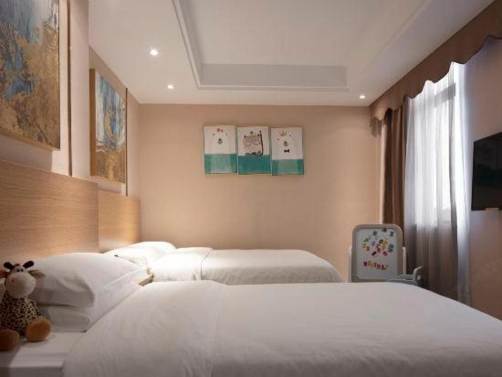 T Social Hotel Guangzhou Railway Station Branch Екстер'єр фото