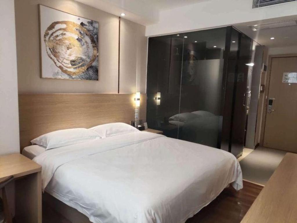 T Social Hotel Guangzhou Railway Station Branch Екстер'єр фото