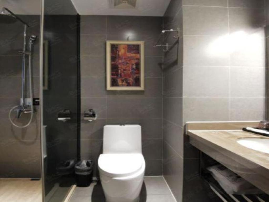 T Social Hotel Guangzhou Railway Station Branch Екстер'єр фото