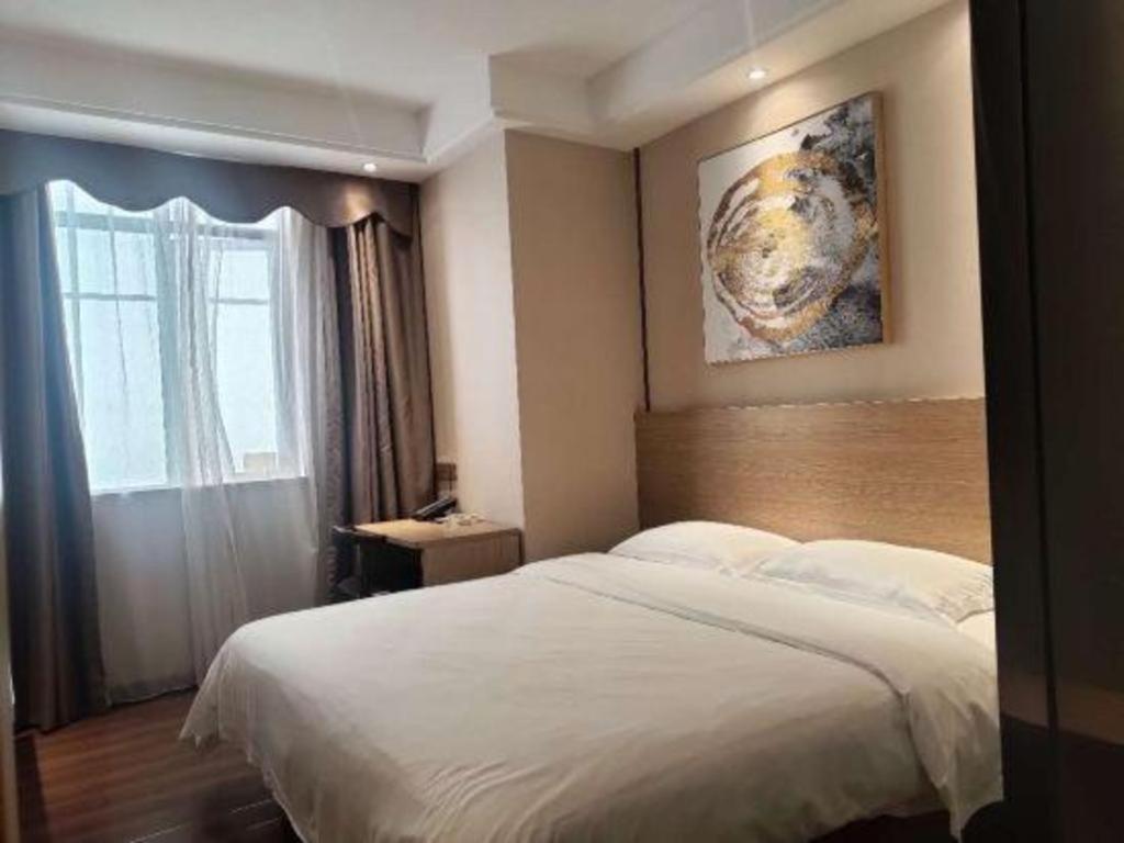 T Social Hotel Guangzhou Railway Station Branch Екстер'єр фото