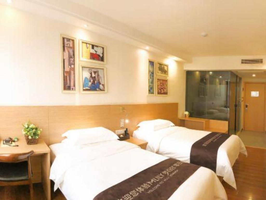 T Social Hotel Guangzhou Railway Station Branch Екстер'єр фото