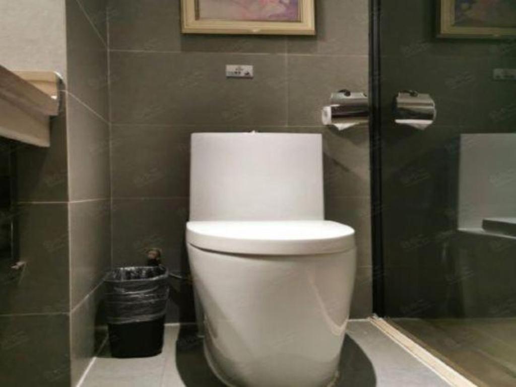 T Social Hotel Guangzhou Railway Station Branch Екстер'єр фото