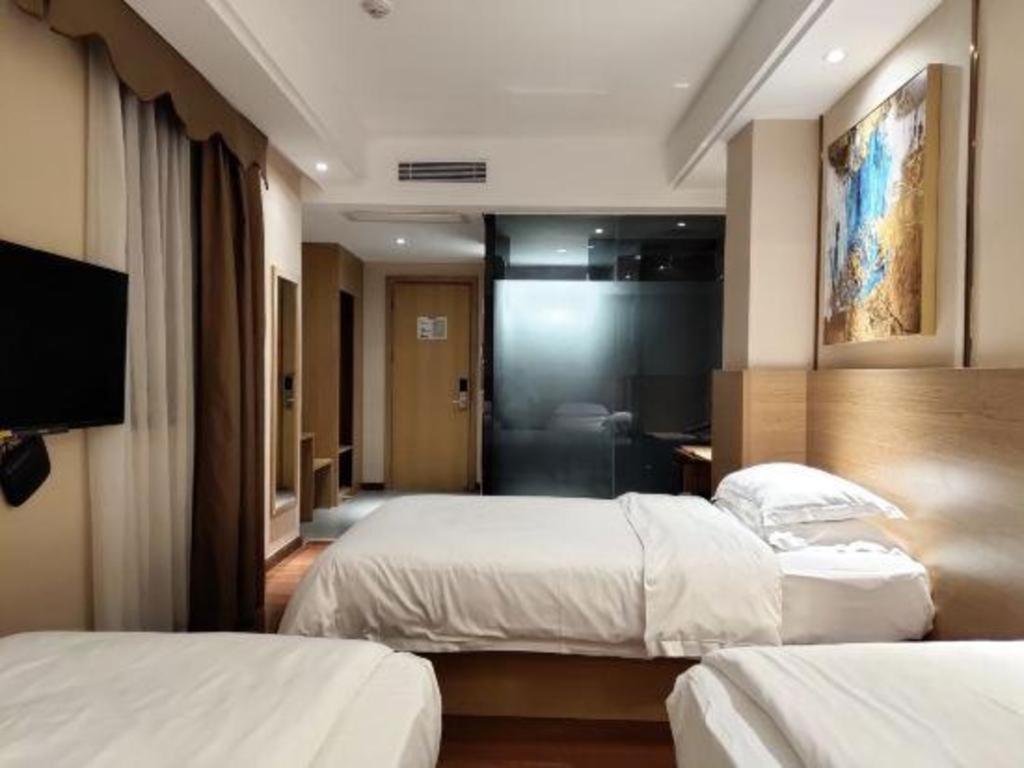 T Social Hotel Guangzhou Railway Station Branch Екстер'єр фото