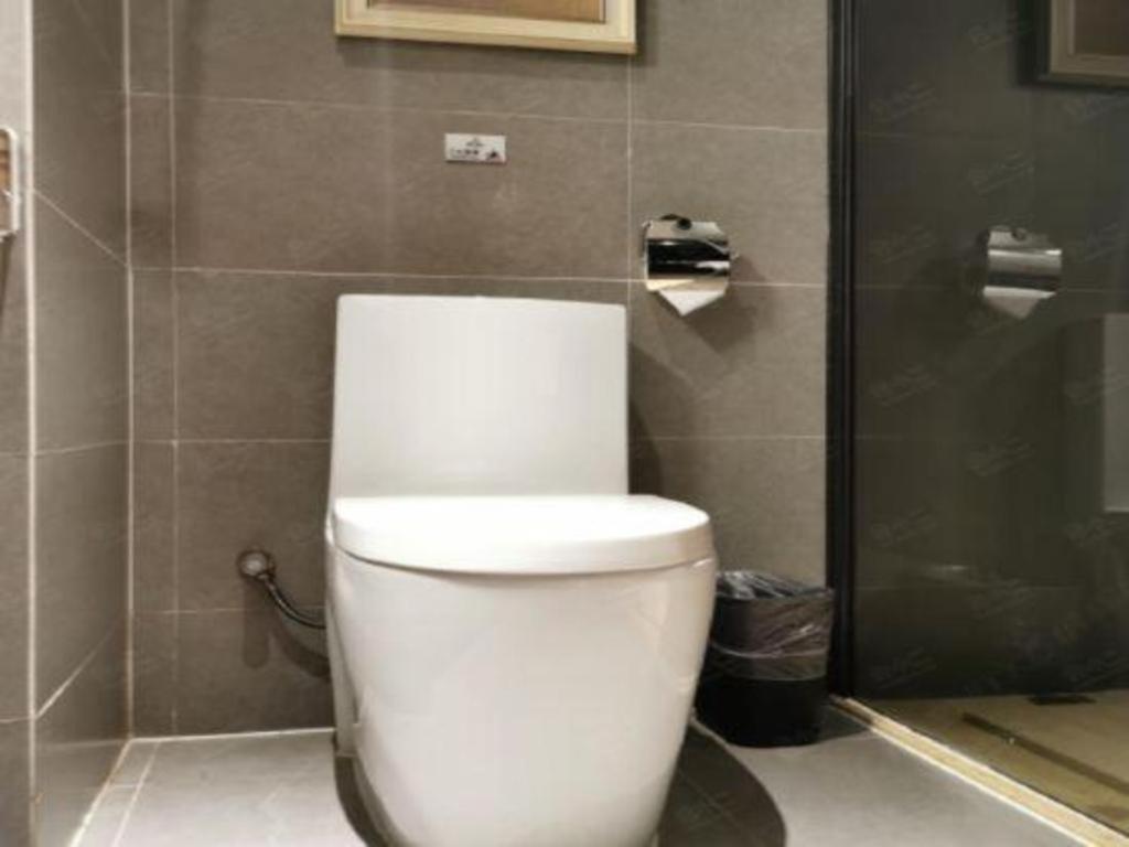 T Social Hotel Guangzhou Railway Station Branch Екстер'єр фото